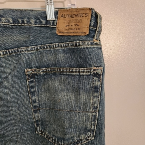 Levi's Jeans Mens Authentic Signature Straight Jeans, sz 36 - Picture 7 of 7